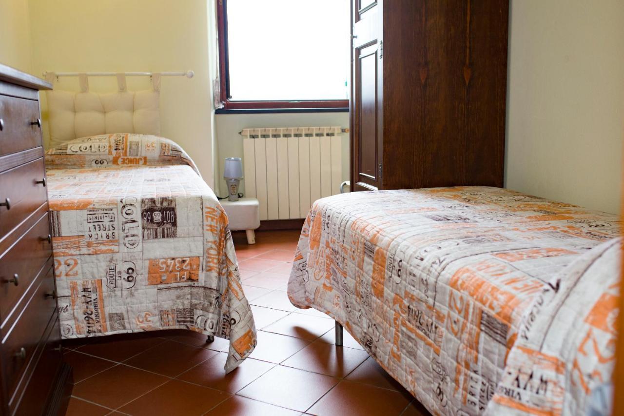 Casa Vacanze Tra Le Mura Леванто Экстерьер фото