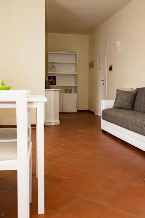Casa Vacanze Tra Le Mura Леванто Экстерьер фото