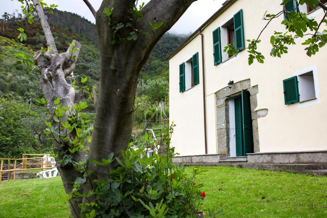 Casa Vacanze Tra Le Mura Леванто Экстерьер фото