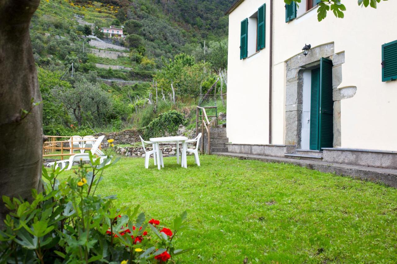 Casa Vacanze Tra Le Mura Леванто Экстерьер фото
