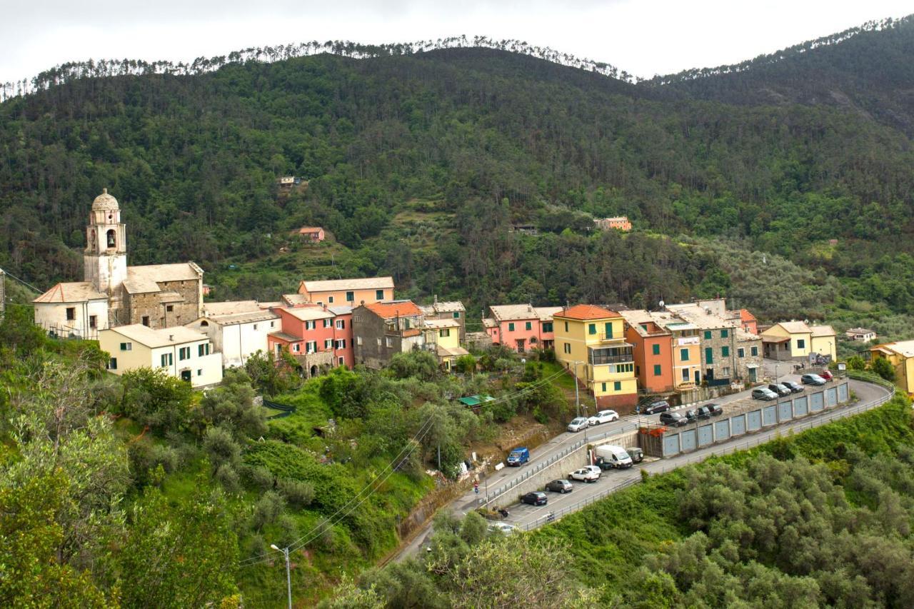 Casa Vacanze Tra Le Mura Леванто Экстерьер фото