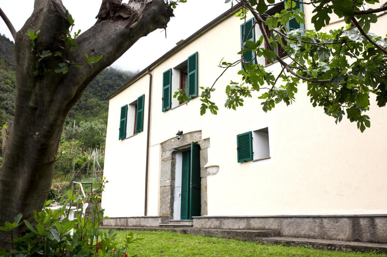 Casa Vacanze Tra Le Mura Леванто Экстерьер фото