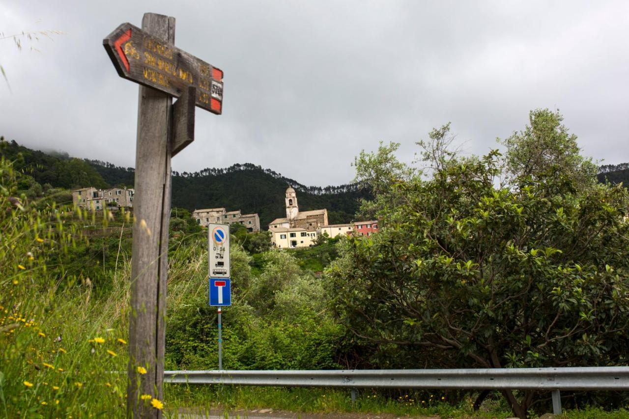 Casa Vacanze Tra Le Mura Леванто Экстерьер фото