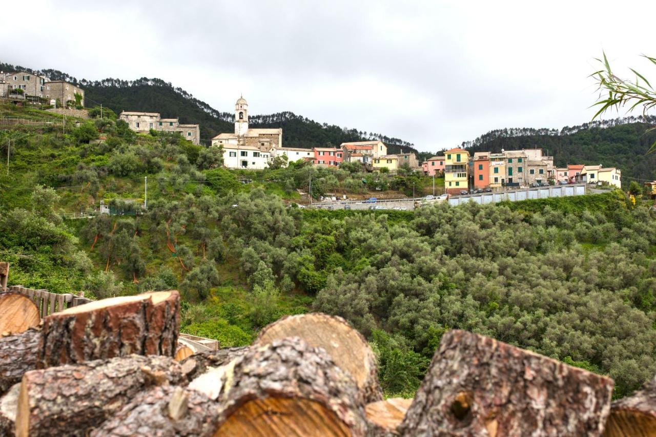 Casa Vacanze Tra Le Mura Леванто Экстерьер фото